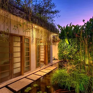 Bali Asri Batubelig , Seminyak Indonesia