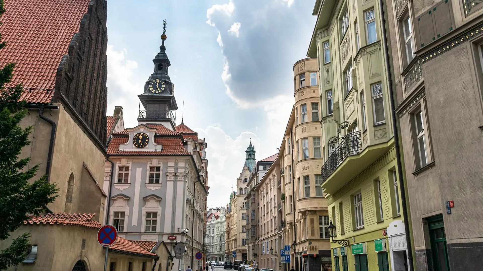 Wishlist Prague Residences - Old Town Square Apartment
